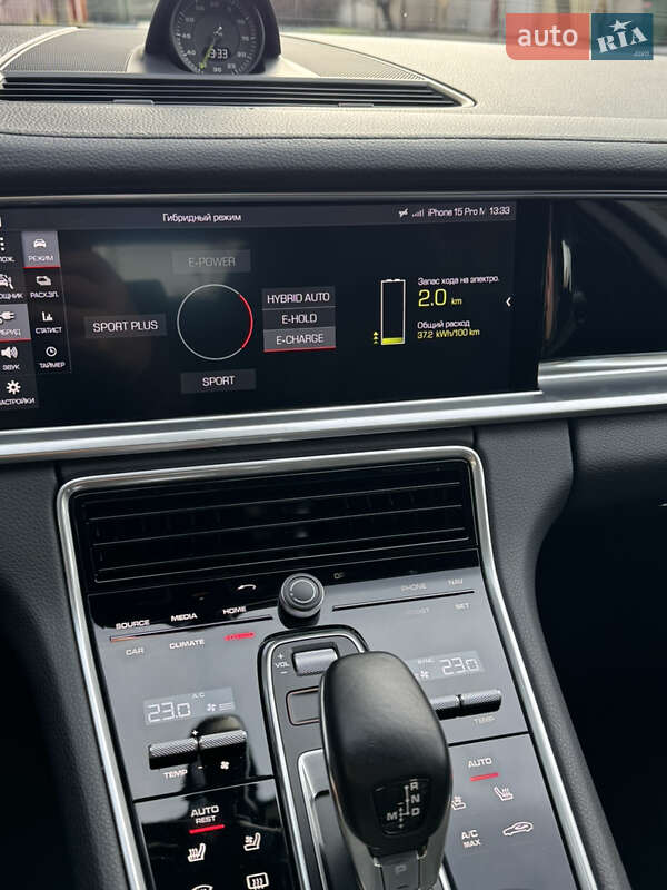 Фастбек Porsche Panamera 2018 в Одесі