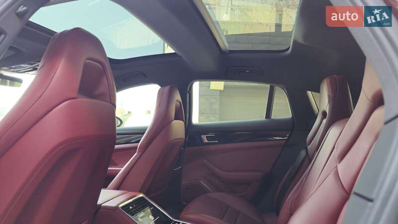 Фастбэк Porsche Panamera 2017 в Киеве фото 28 Фастбэк Porsche Panamera 2017 в Киеве