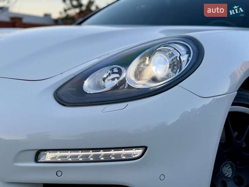 Фастбэк Porsche Panamera 2013 в Одессе фото 11 Фастбэк Porsche Panamera 2013 в Одессе