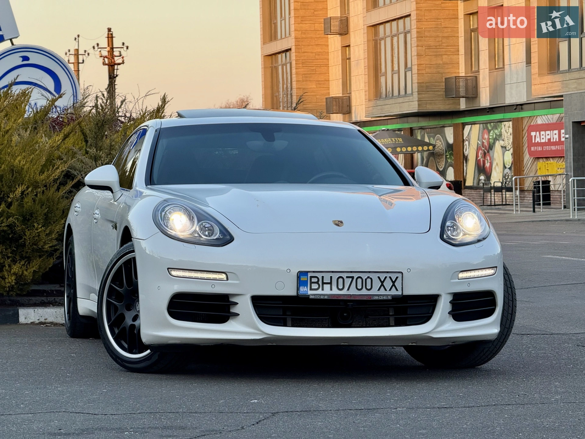 2013 Porsche Panamera - мініатюра 28
