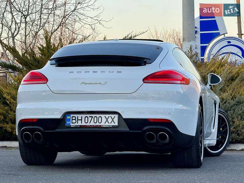 Фастбэк Porsche Panamera 2013 в Одессе фото 41 Фастбэк Porsche Panamera 2013 в Одессе