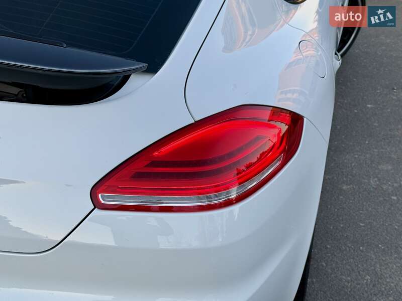 Фастбэк Porsche Panamera 2013 в Одессе фото 49 Фастбэк Porsche Panamera 2013 в Одессе