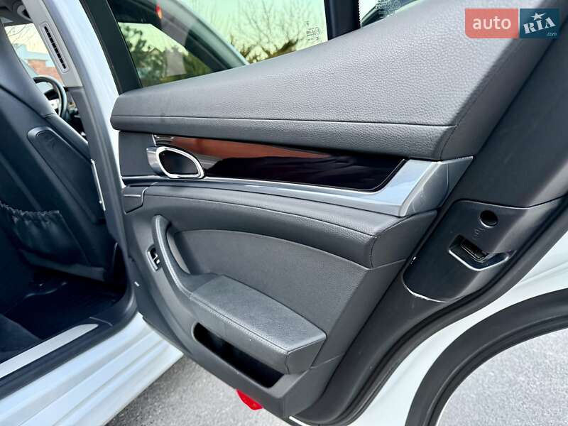 Фастбэк Porsche Panamera 2013 в Одессе фото 74 Фастбэк Porsche Panamera 2013 в Одессе