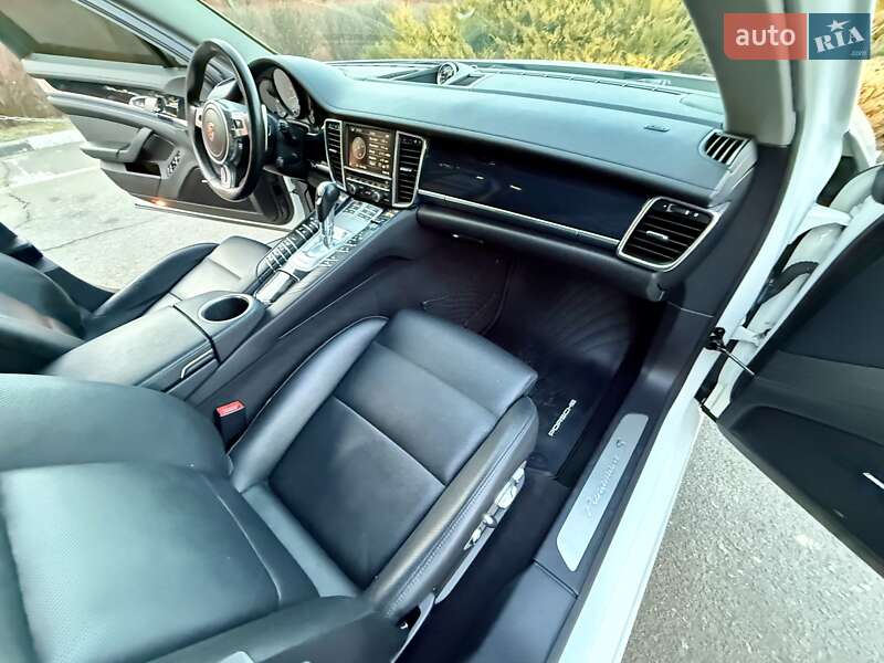 Фастбэк Porsche Panamera 2013 в Одессе фото 101 Фастбэк Porsche Panamera 2013 в Одессе