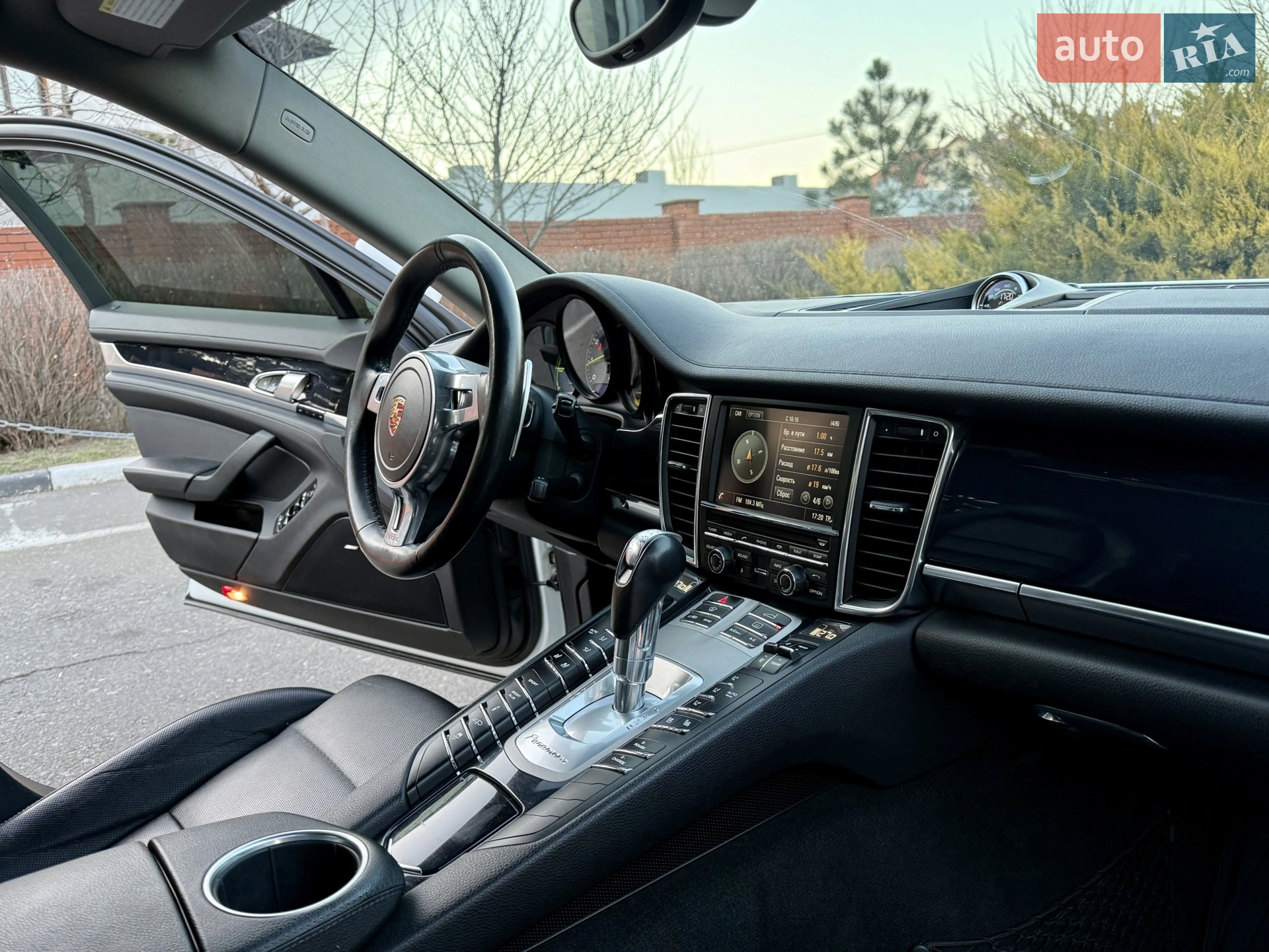 2013 Porsche Panamera - мініатюра 114