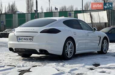 Фастбэк Porsche Panamera 2012 в Киеве