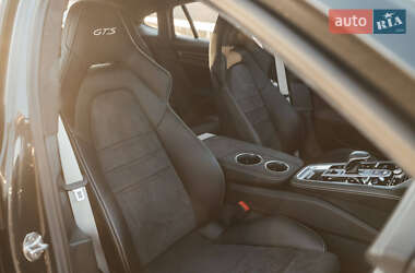 Фастбэк Porsche Panamera 2023 в 