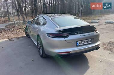 Фастбек Porsche Panamera 2017 в 