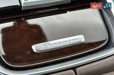 Фастбэк Porsche Panamera 2017 в 