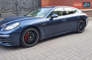 Porsche Panamera 2013