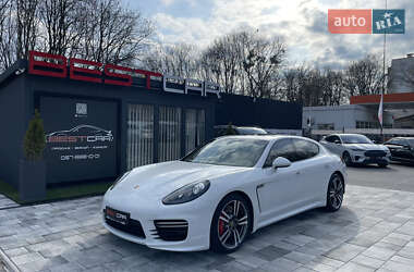 Фастбек Porsche Panamera 2013 в 