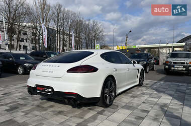 Фастбек Porsche Panamera 2013 в 