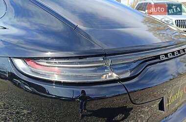 Фастбэк Porsche Panamera 2022 в 