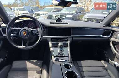 Фастбэк Porsche Panamera 2022 в 