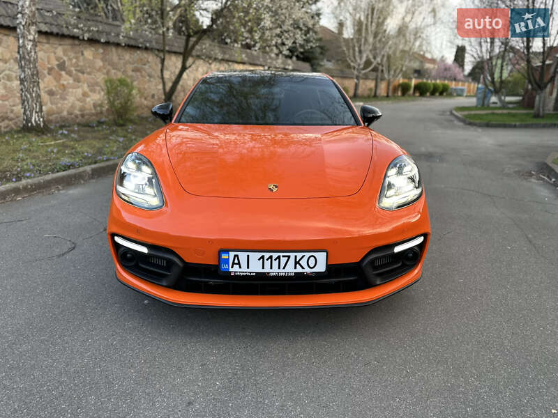 Фастбэк Porsche Panamera 2021 в Киеве