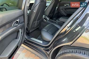 Фастбек Porsche Panamera 2012 в 