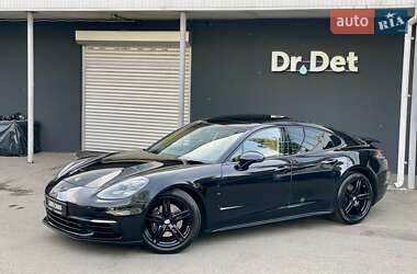 Фастбэк Porsche Panamera 2020 в 