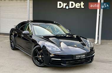 Фастбэк Porsche Panamera 2020 в 