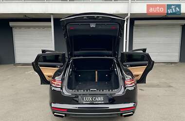 Фастбэк Porsche Panamera 2020 в 