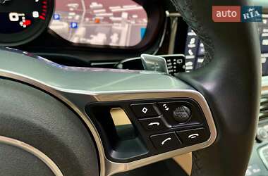 Фастбэк Porsche Panamera 2020 в 