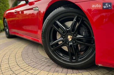 Фастбек Porsche Panamera 2014 в 