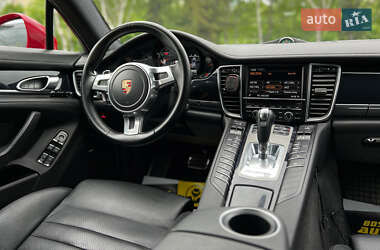 Фастбек Porsche Panamera 2014 в 