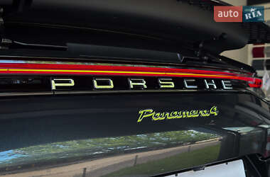 Фастбек Porsche Panamera 2021 в 