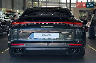 Фастбек Porsche Panamera 2021 в 