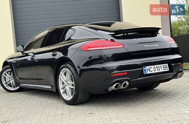 Фастбек Porsche Panamera 2013 в 