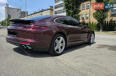 Фастбэк Porsche Panamera 2017 в 