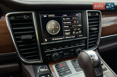 Фастбэк Porsche Panamera 2012 в 