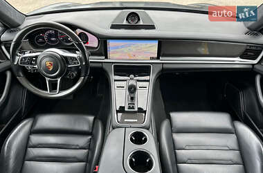 Фастбэк Porsche Panamera 2017 в 