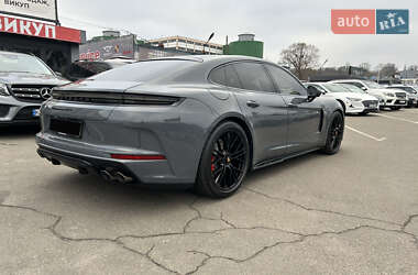 Фастбек Porsche Panamera 2024 в 