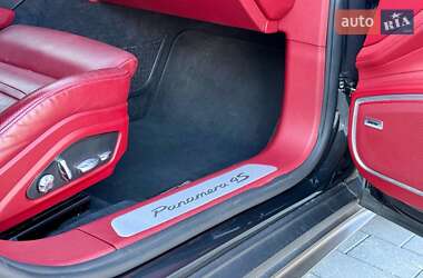 Фастбек Porsche Panamera 2017 в 