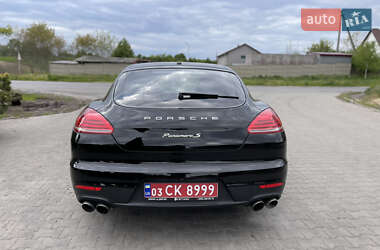 Фастбэк Porsche Panamera 2015 в 