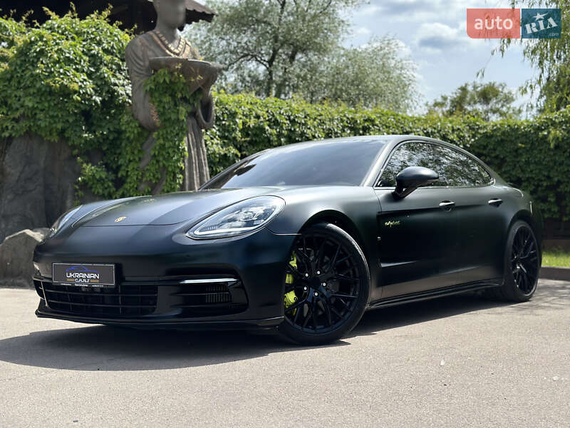 Универсал Porsche Panamera 2017 в Днепре