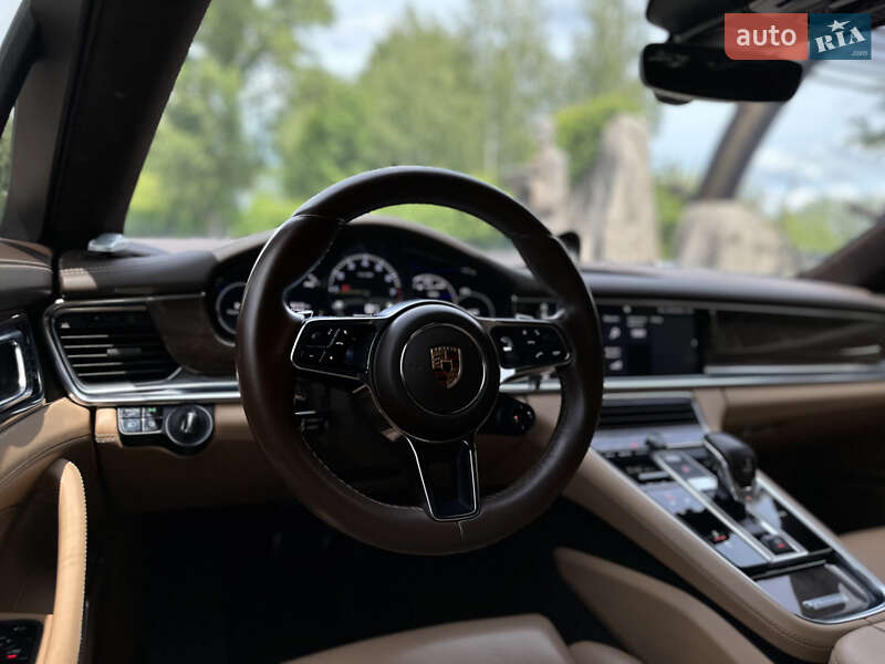 Универсал Porsche Panamera 2017 в Днепре