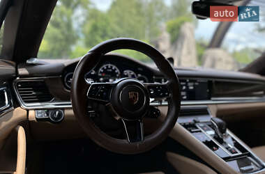 Универсал Porsche Panamera 2017 в 