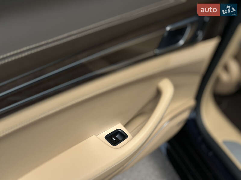 Универсал Porsche Panamera 2017 в Днепре