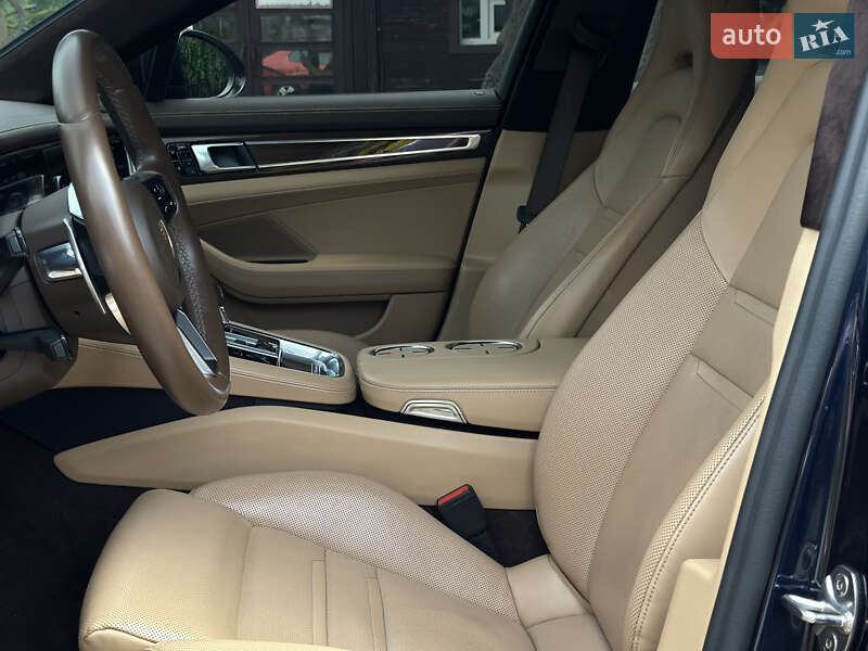 Универсал Porsche Panamera 2017 в Днепре