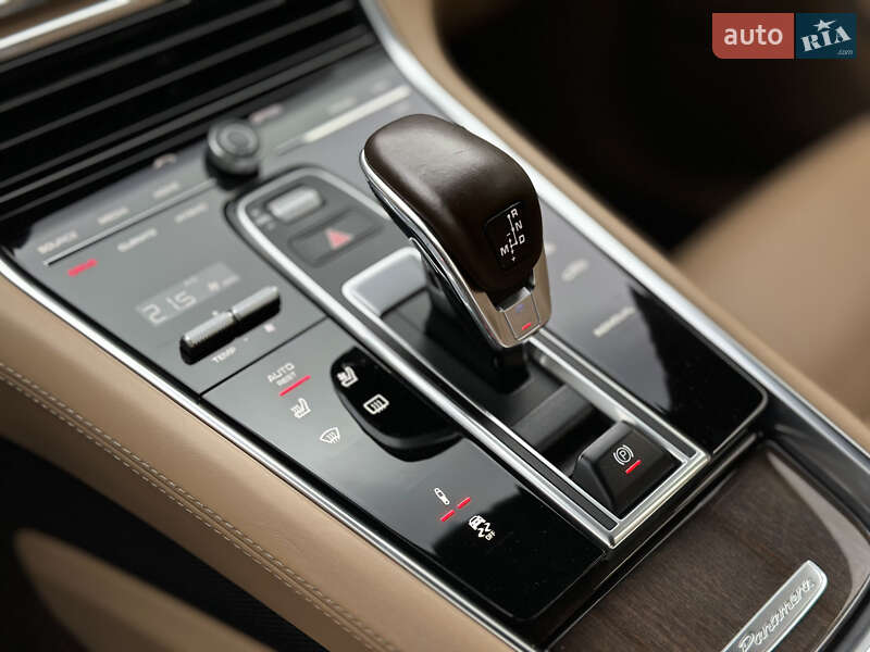 Универсал Porsche Panamera 2017 в Днепре