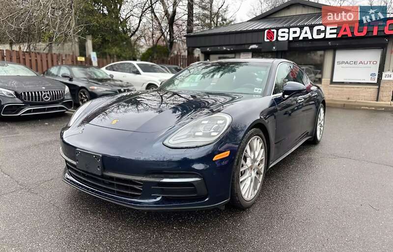 Porsche Panamera 2020