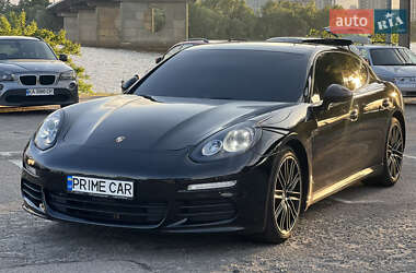 Фастбэк Porsche Panamera 2014 в 