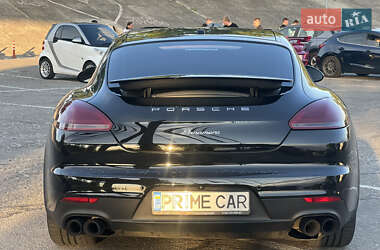 Фастбэк Porsche Panamera 2014 в 