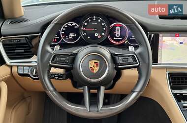 Фастбек Porsche Panamera 2021 в 