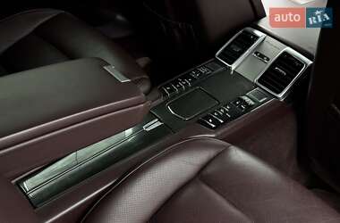 Фастбэк Porsche Panamera 2012 в 