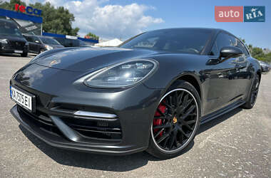 Фастбэк Porsche Panamera 2017 в 