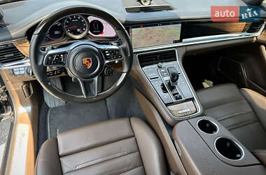Фастбэк Porsche Panamera 2017 в 