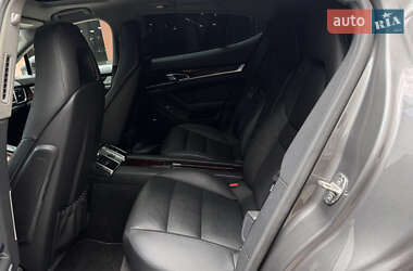 Фастбэк Porsche Panamera 2013 в 