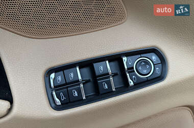 Фастбэк Porsche Panamera 2014 в 